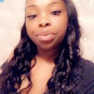 Meet your Posher, Bella